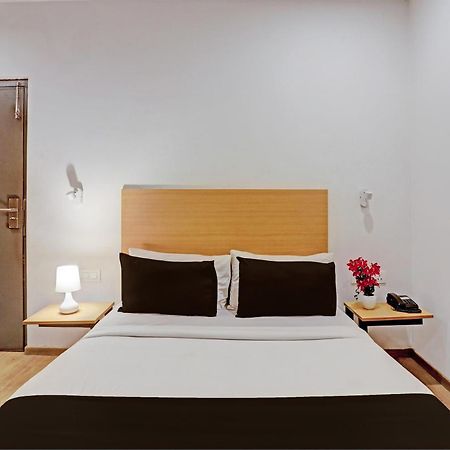 Townhouse Near Secunderabad Railway Station, Yashoda Hospital, Patny Centre מראה חיצוני תמונה