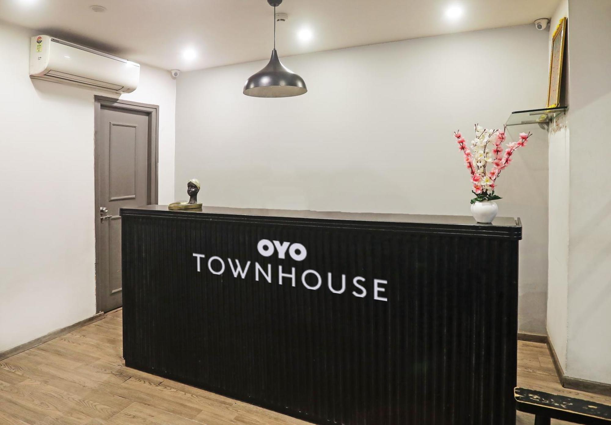 Townhouse Near Secunderabad Railway Station, Yashoda Hospital, Patny Centre מראה חיצוני תמונה