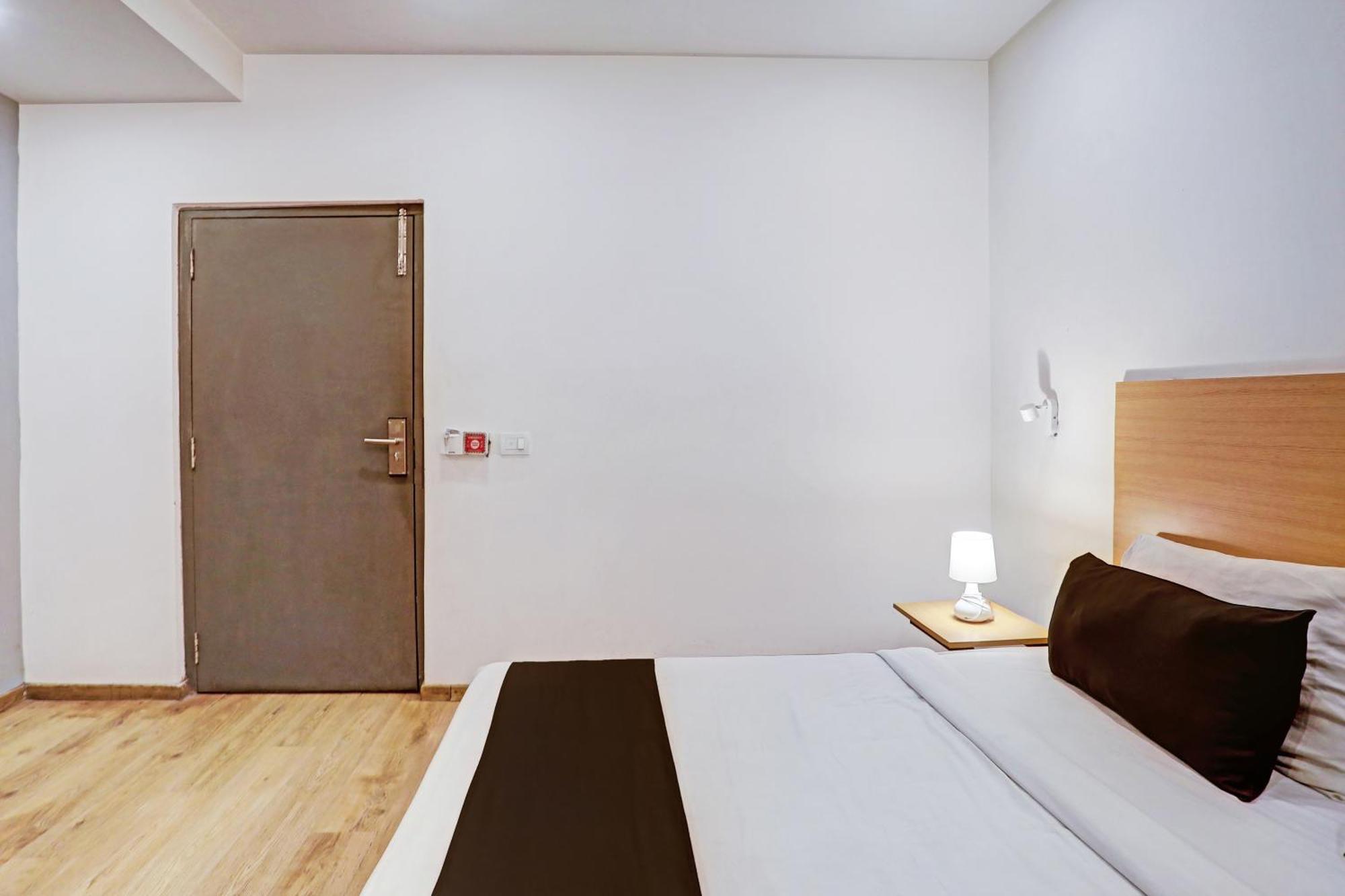 Townhouse Near Secunderabad Railway Station, Yashoda Hospital, Patny Centre מראה חיצוני תמונה